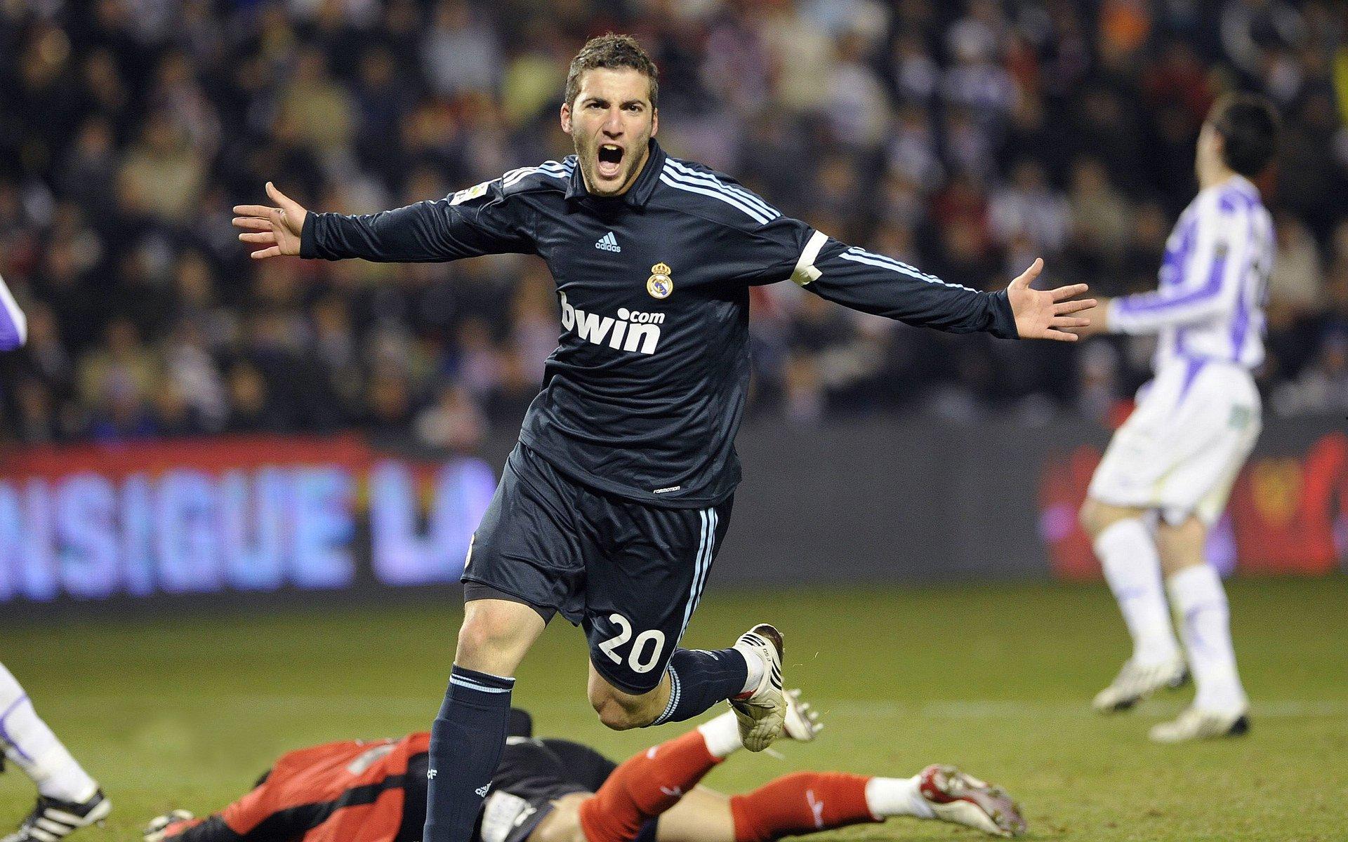 约罗畅谈梦幻搭档，若穿越世界杯历史，唯选拉莫斯并肩作战